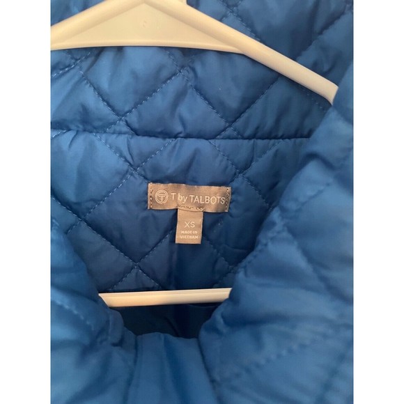 T by Tablots Women's Quilted‎ Puffy Full Zip Royal Blue Vest Size XS - Picture 3 of 4